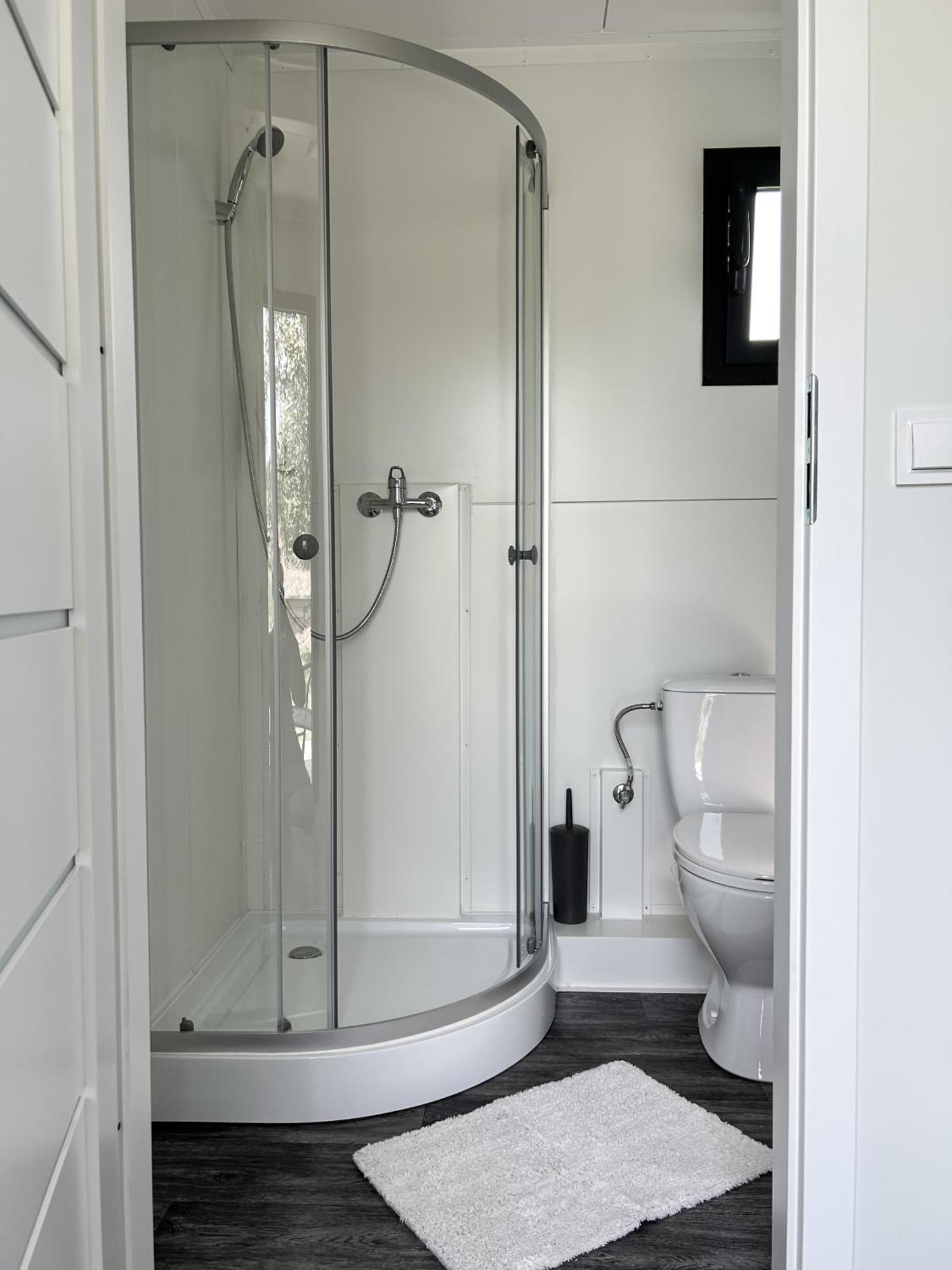 דירות Kobylí Tiny House Mezi Sklepy מראה חיצוני תמונה